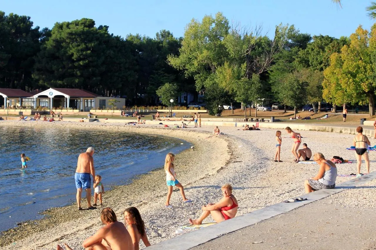 Apartment Valbandon 7296B Stinjan Croatia