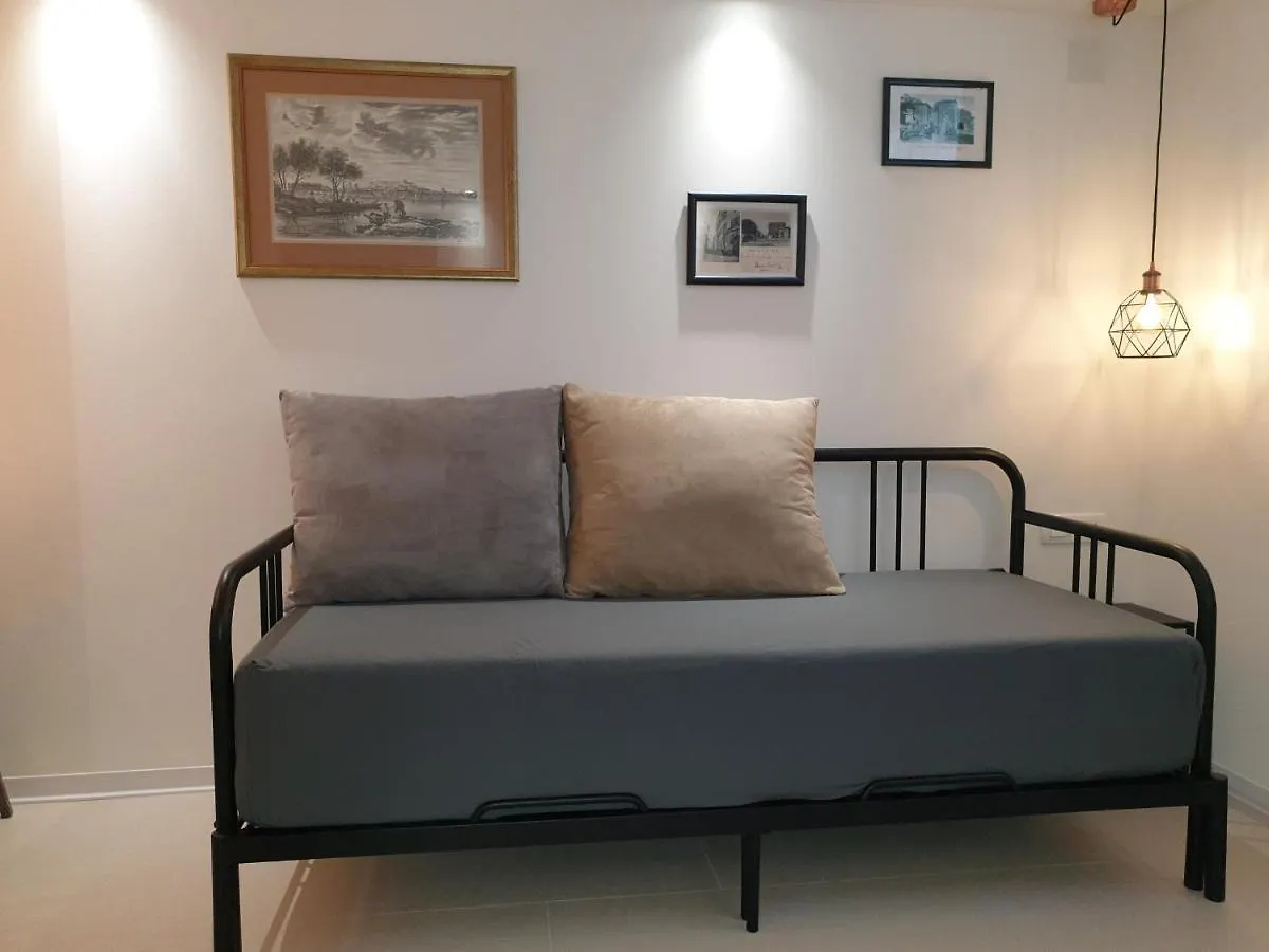 Apartment Valbandon 7296B Stinjan